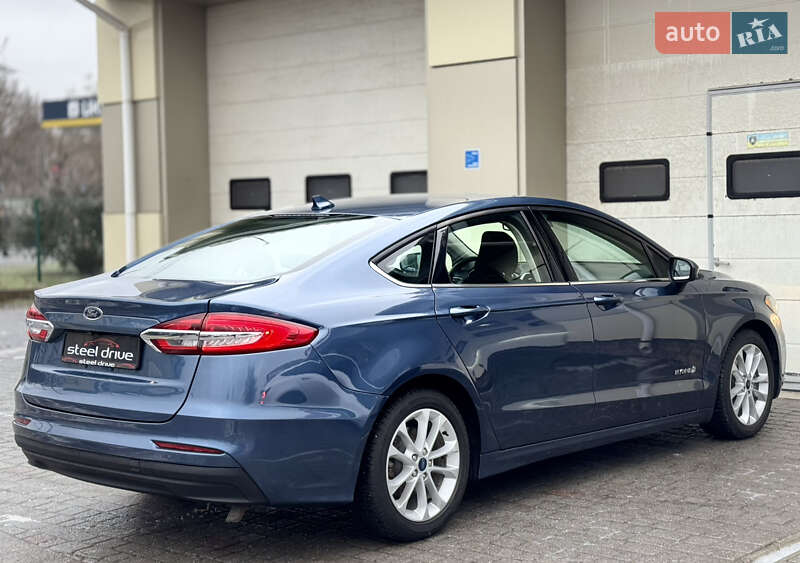 Седан Ford Fusion 2018 в Николаеве