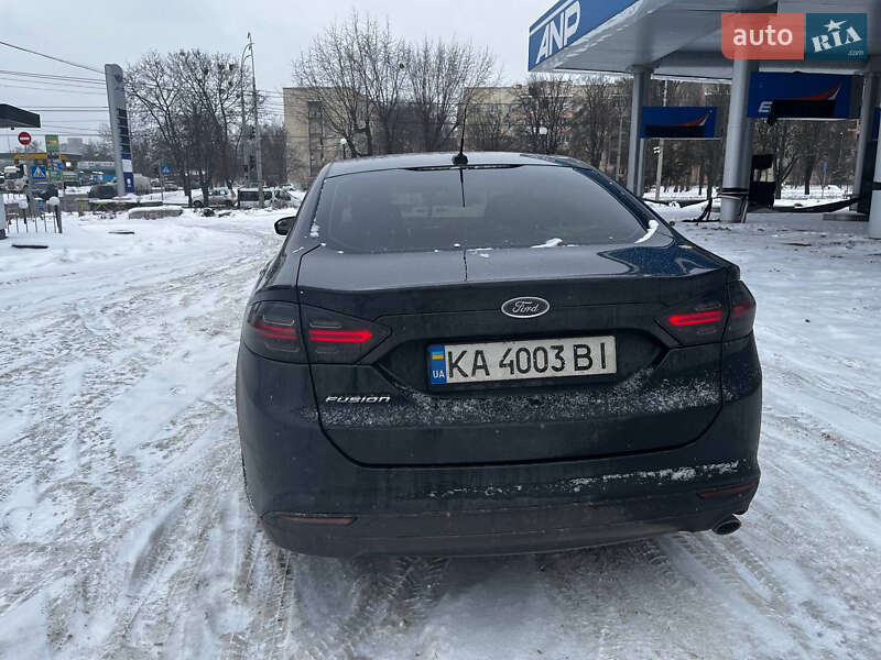 Седан Ford Fusion 2014 в Киеве фото 5 Седан Ford Fusion 2014 в Киеве