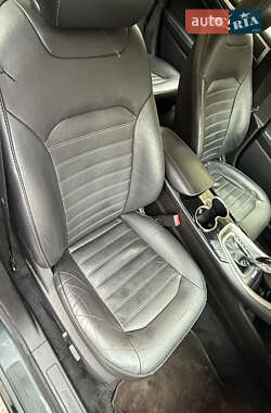 Седан Ford Fusion 2014 в Львове