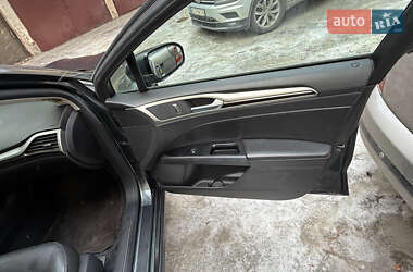 Седан Ford Fusion 2014 в Львове