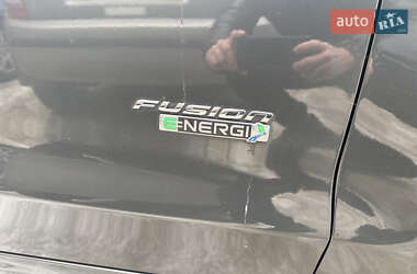 Седан Ford Fusion 2014 в Львове