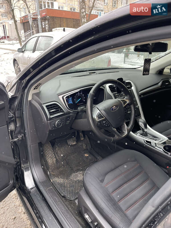 Седан Ford Fusion 2014 в Вінниці