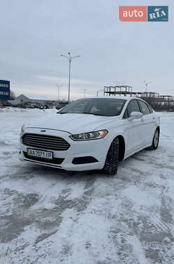 Седан Ford Fusion 2014 в Києві