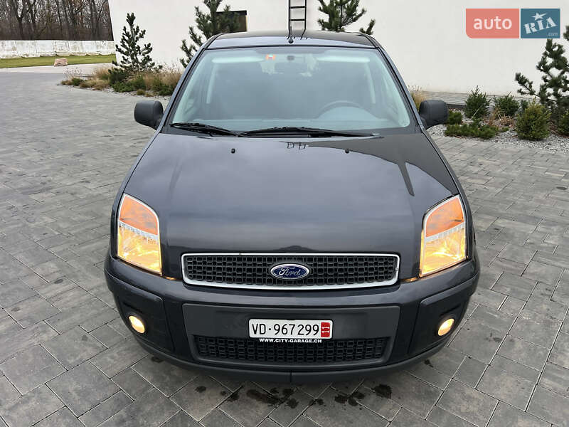 Хэтчбек Ford Fusion 2009 в Луцке
