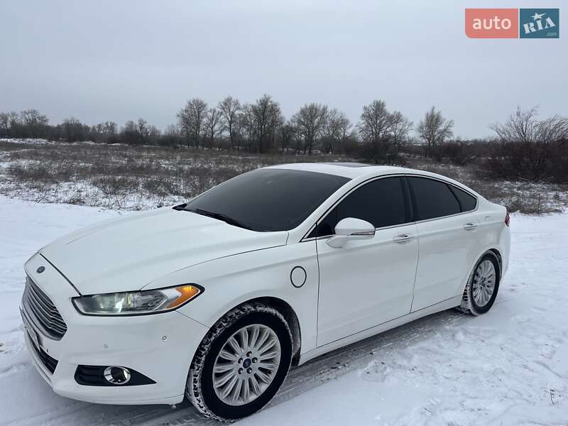 Седан Ford Fusion 2014 в Кременчуці