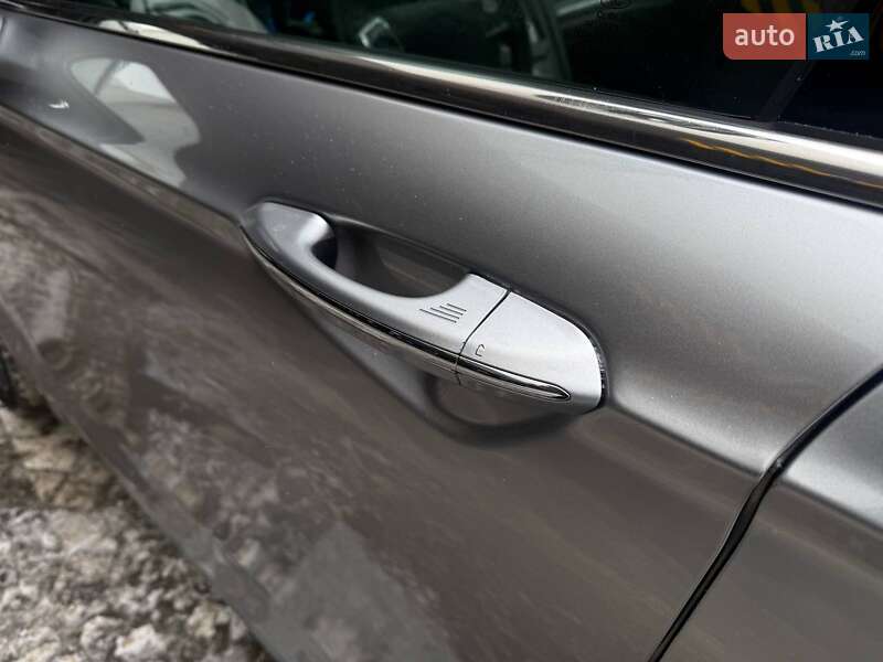 Седан Ford Fusion 2019 в Киеве фото 8 Седан Ford Fusion 2019 в Киеве