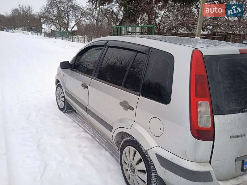 Хетчбек Ford Fusion 2009 в Звягелі