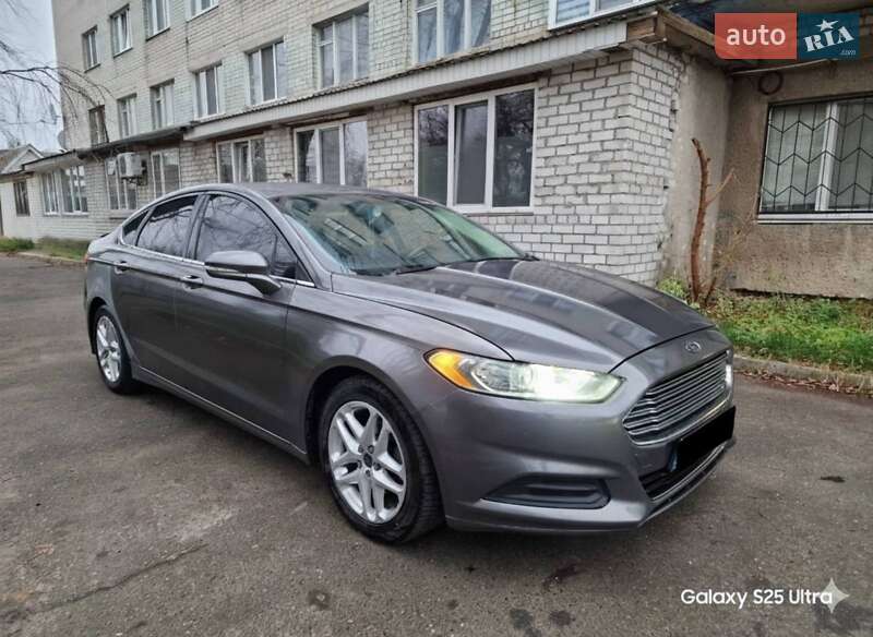 Седан Ford Fusion 2013 в Черкассах
