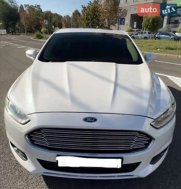 Ford Fusion 2013
