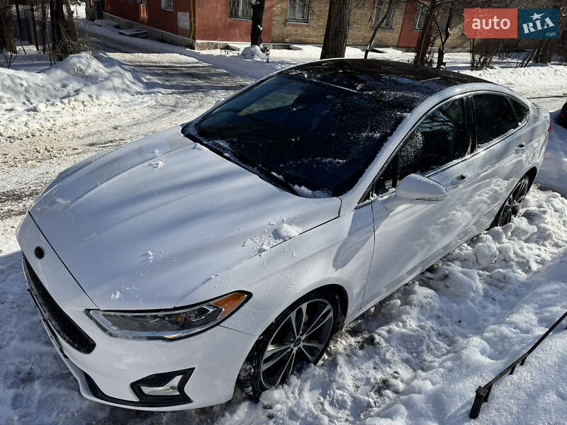 Седан Ford Fusion 2018 в Киеве