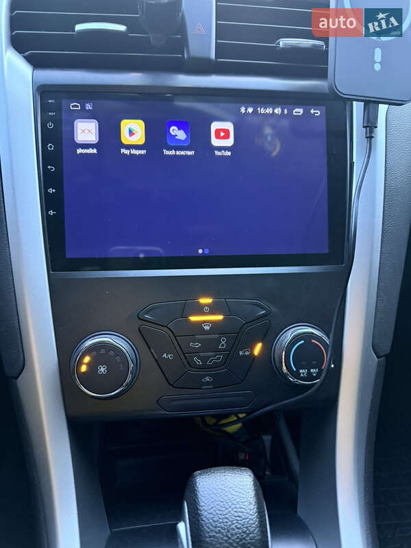 Седан Ford Fusion 2013 в Стрые