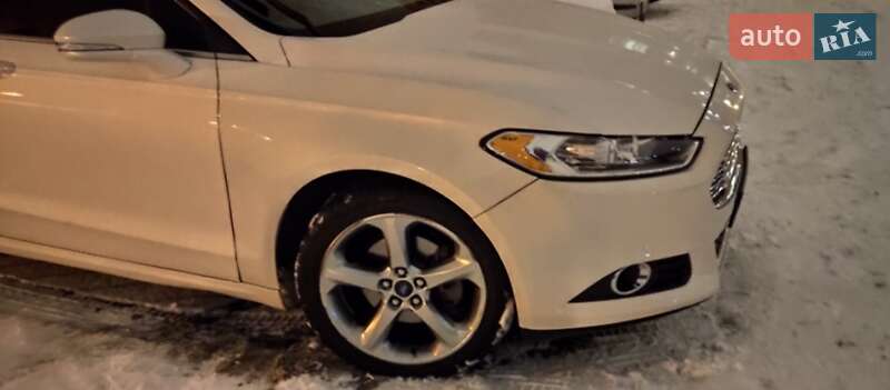 Седан Ford Fusion 2013 в Киеве фото 32 Седан Ford Fusion 2013 в Киеве