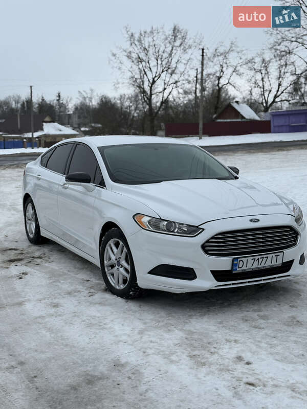 Седан Ford Fusion 2014 в Виннице
