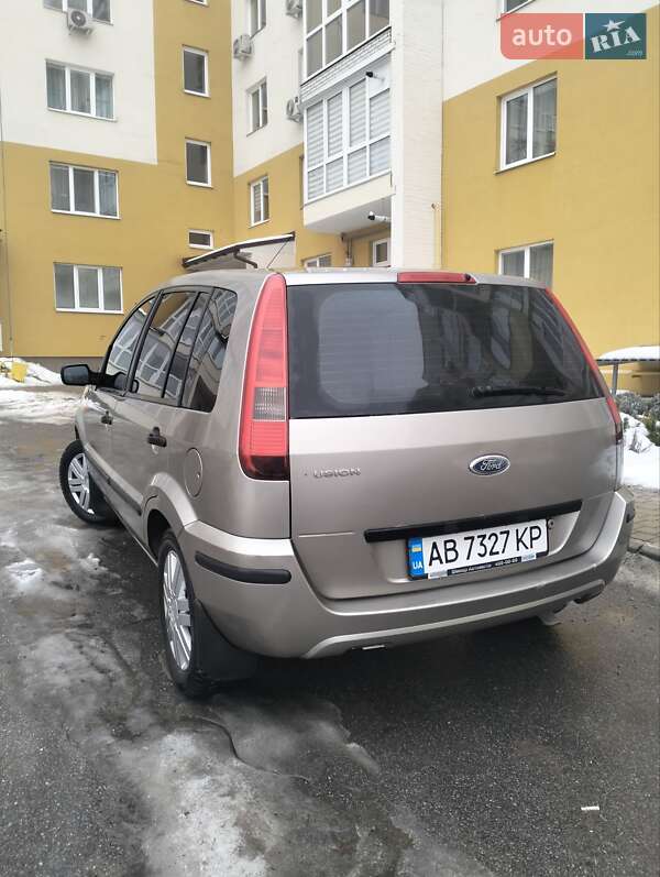 Хэтчбек Ford Fusion 2003 в Виннице