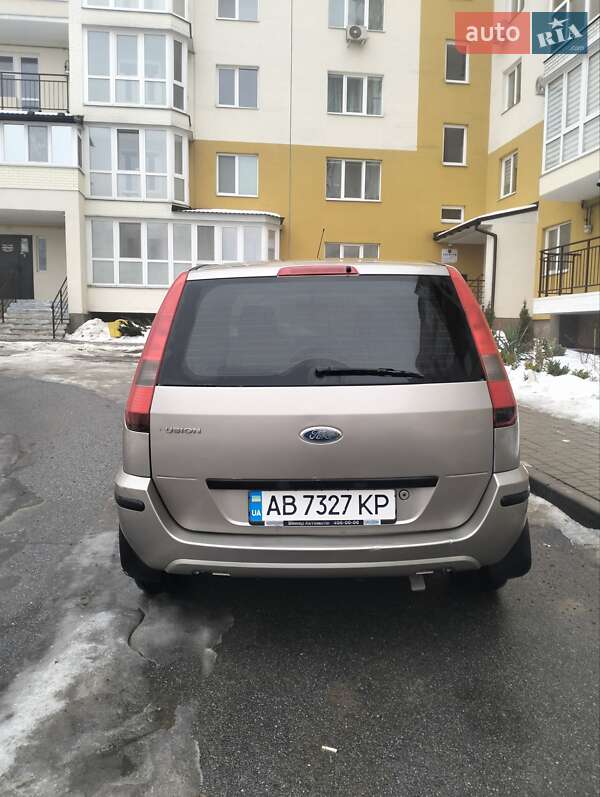 Хэтчбек Ford Fusion 2003 в Виннице