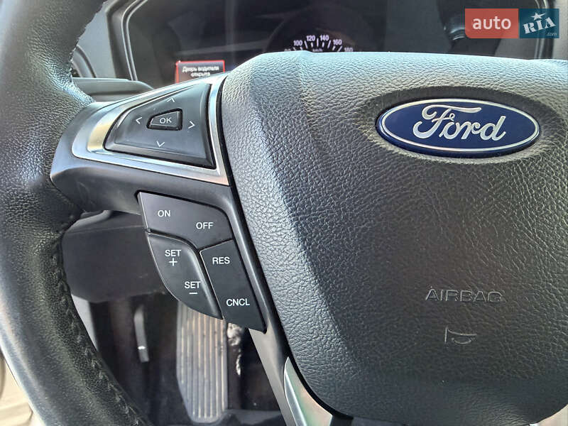 Седан Ford Fusion 2018 в Киеве фото 26 Седан Ford Fusion 2018 в Киеве