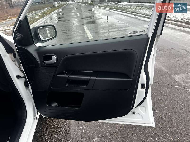 Хэтчбек Ford Fusion 2011 в Кременчуге фото 30 Хэтчбек Ford Fusion 2011 в Кременчуге