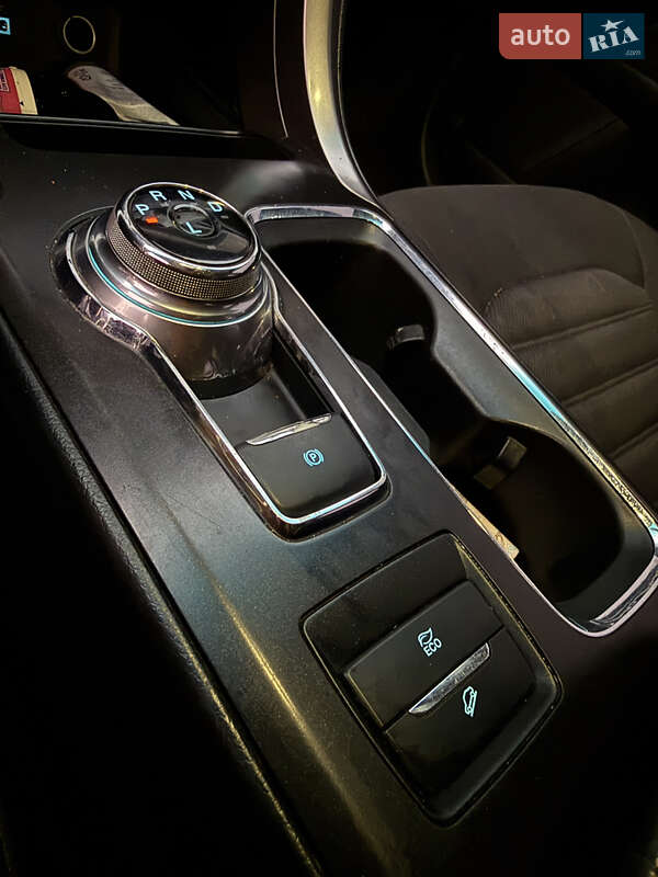 Седан Ford Fusion 2017 в Дубно