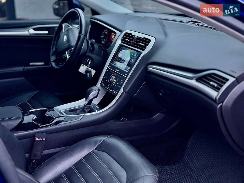 Седан Ford Fusion 2014 в Днепре