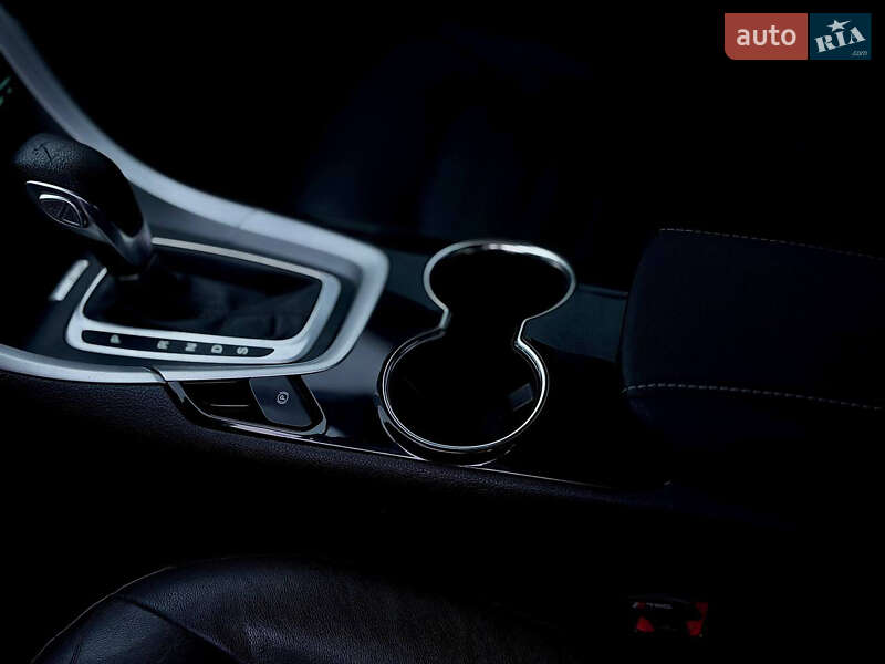 Седан Ford Fusion 2014 в Днепре