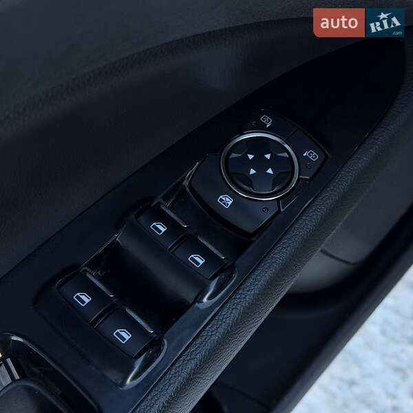 Седан Ford Fusion 2014 в Днепре фото 10 Седан Ford Fusion 2014 в Днепре