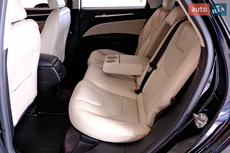 Седан Ford Fusion 2017 в Одессе