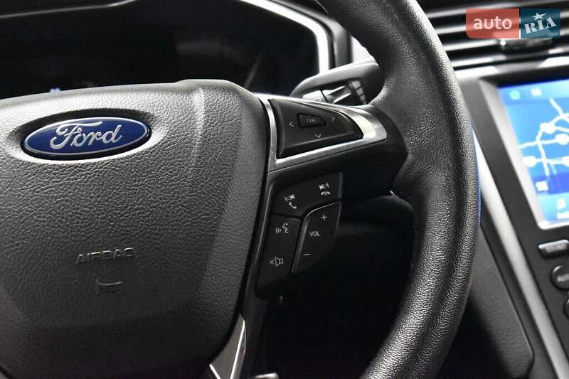 Седан Ford Fusion 2020 в Львове