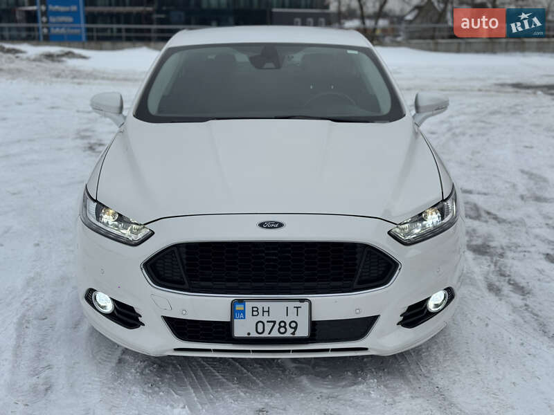 Седан Ford Fusion 2015 в Киеве
