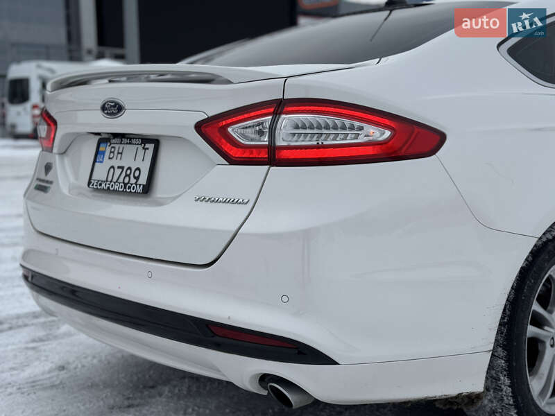 Седан Ford Fusion 2015 в Киеве
