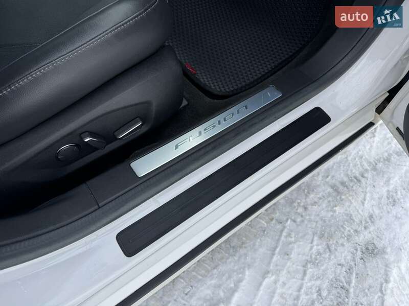 Седан Ford Fusion 2015 в Киеве