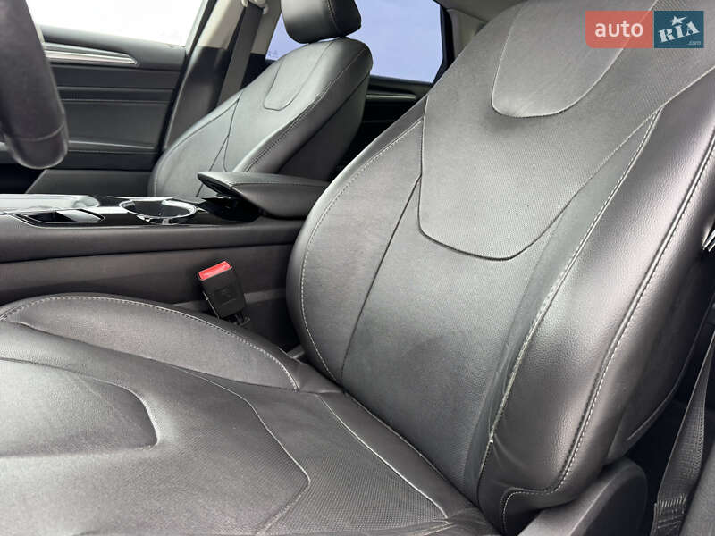 Седан Ford Fusion 2015 в Киеве