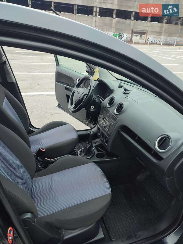 Хэтчбек Ford Fusion 2007 в Полтаве