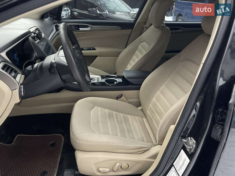 Седан Ford Fusion 2013 в Киеве фото 6 Седан Ford Fusion 2013 в Киеве