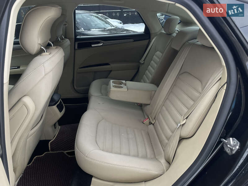 Седан Ford Fusion 2013 в Киеве фото 8 Седан Ford Fusion 2013 в Киеве