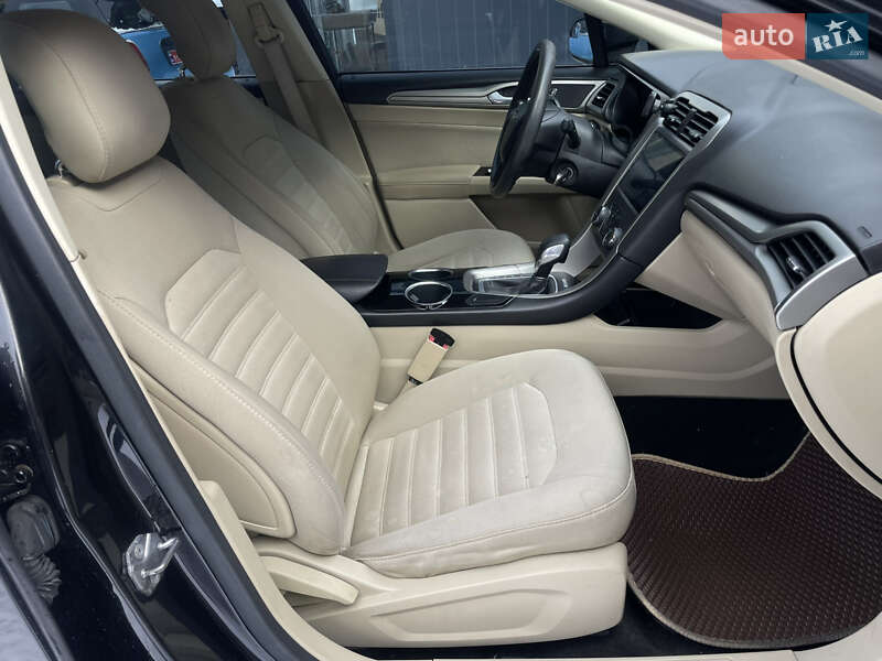Седан Ford Fusion 2013 в Киеве фото 13 Седан Ford Fusion 2013 в Киеве