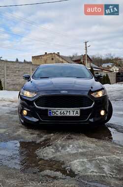 Седан Ford Fusion 2014 в Львове