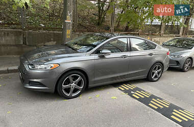 Седан Ford Fusion 2014 в Києві