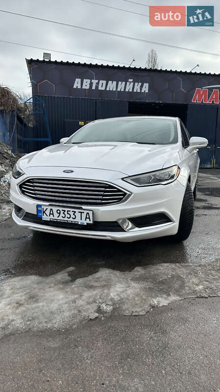 Седан Ford Fusion 2018 в Києві