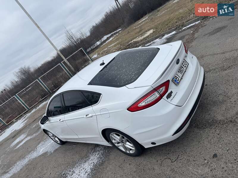 Седан Ford Fusion 2016 в Кременчуге