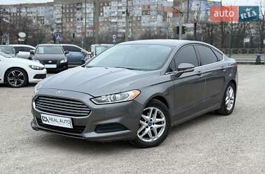 Седан Ford Fusion 2014 в Кропивницькому