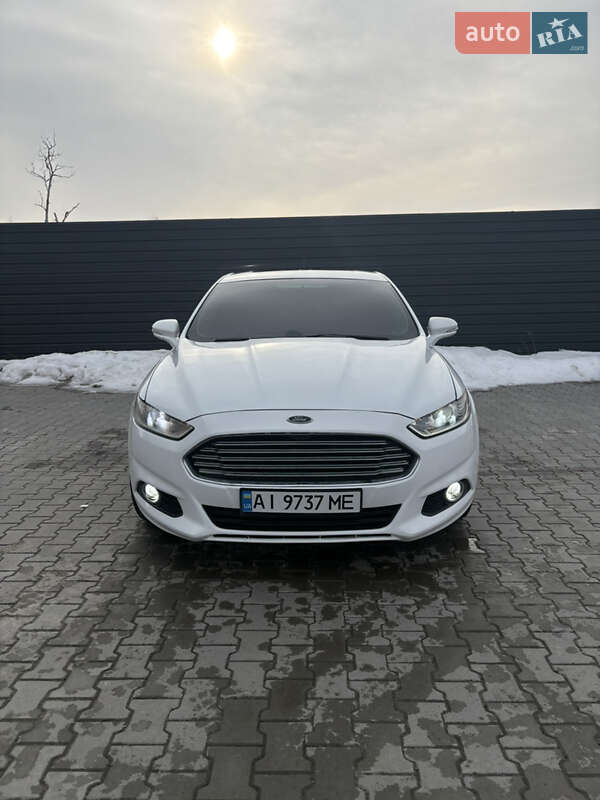 Седан Ford Fusion 2014 в Бородянке
