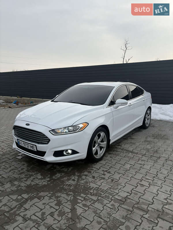 Седан Ford Fusion 2014 в Бородянке