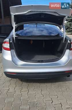 Седан Ford Fusion 2014 в Тернополе