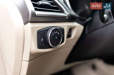 Седан Ford Fusion 2020 в Стрые