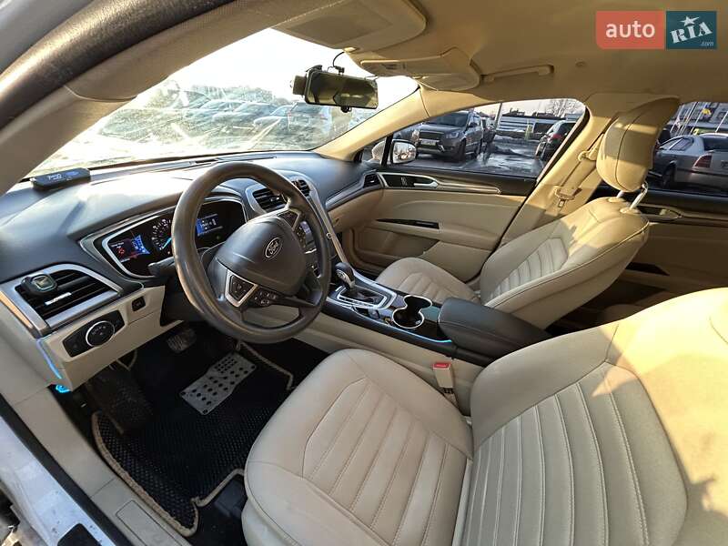 Седан Ford Fusion 2013 в Киеве