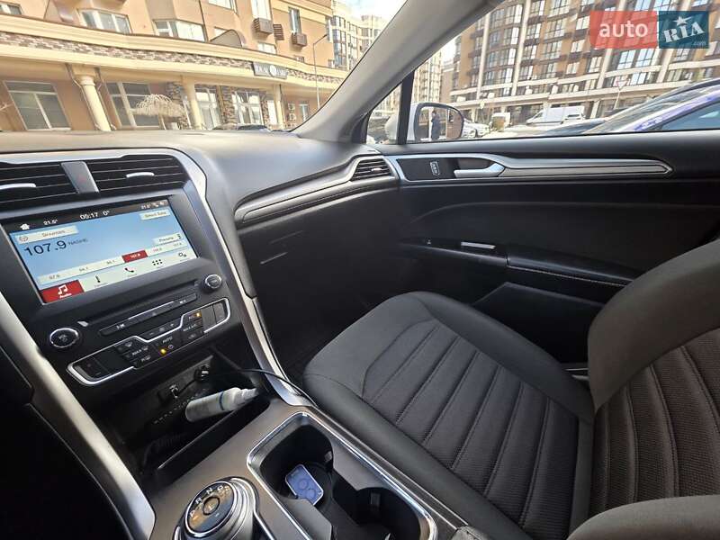 Седан Ford Fusion 2017 в Києві