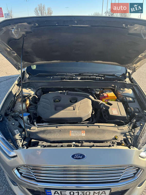 Седан Ford Fusion 2015 в Дніпрі