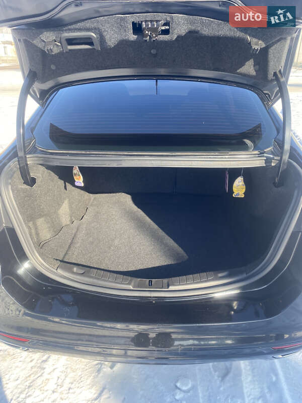 Седан Ford Fusion 2014 в Овруче