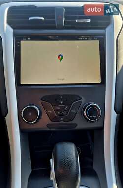 Седан Ford Fusion 2015 в Житомире