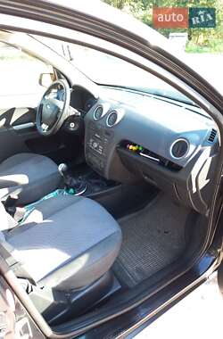 Хэтчбек Ford Fusion 2008 в Львове